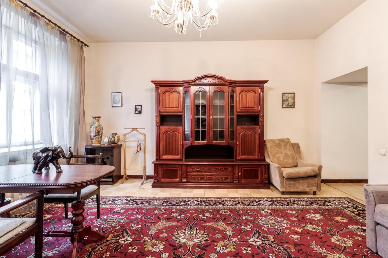 Doroshenka Antique Apartment Львів Екстер'єр фото
